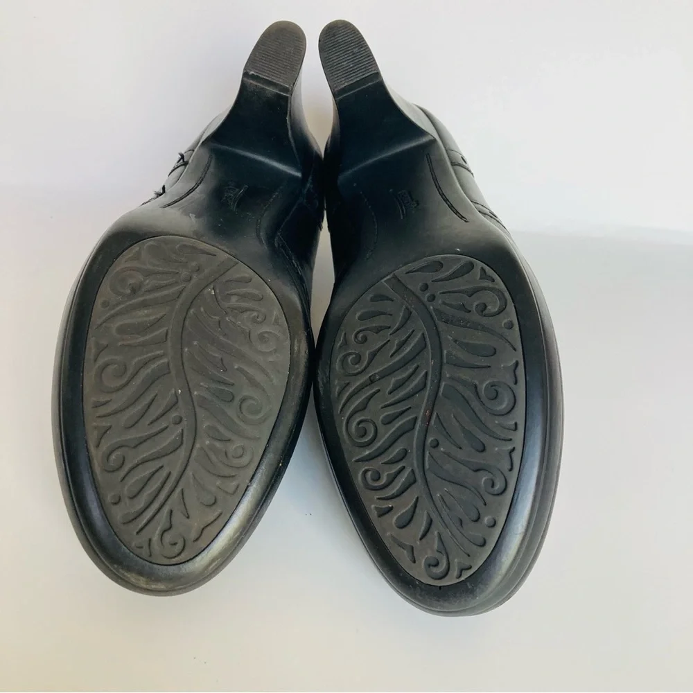 2 Pairs Earth Brand Latitude Black Leather Loafer Heels 6.5
